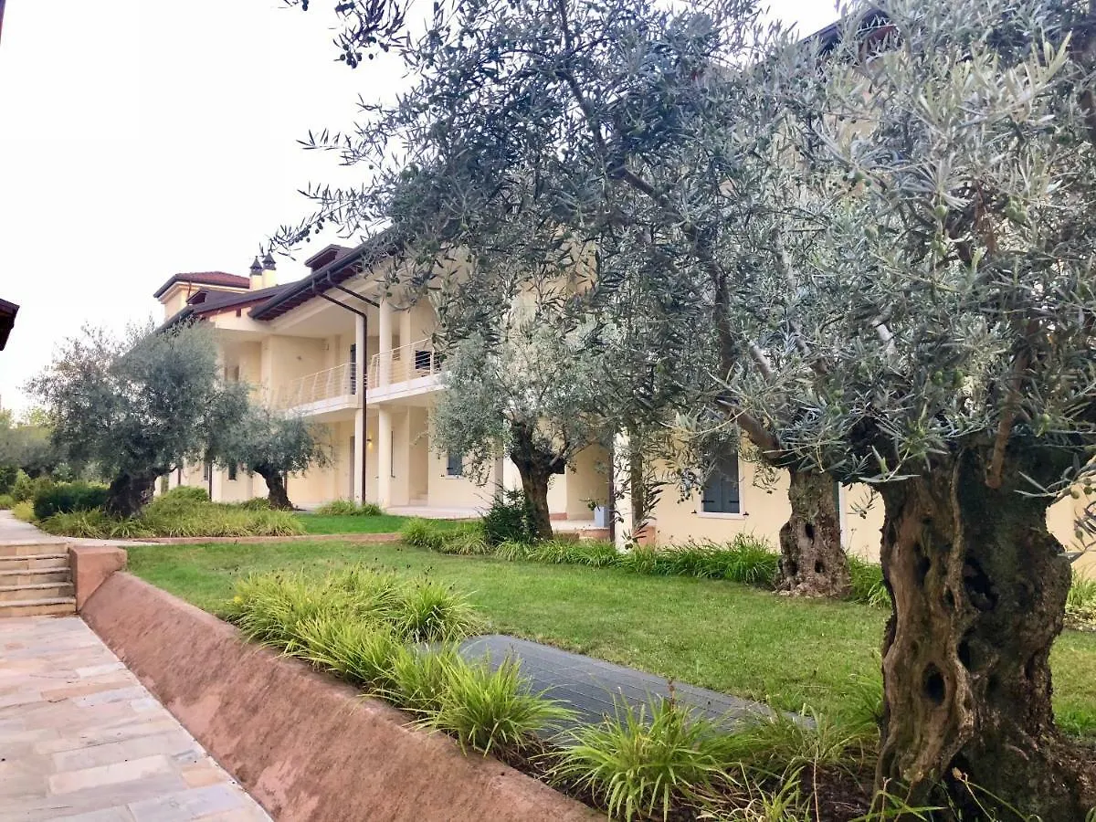 Deluxe Apartments Garda Sirmione